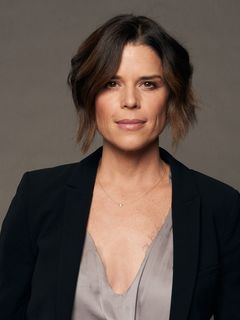 Neve Campbell